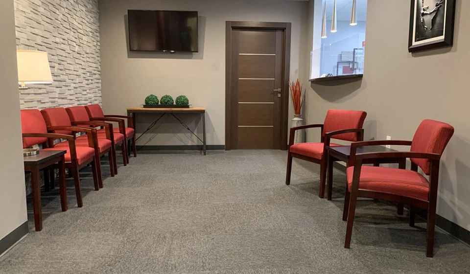 waiting room at Jay Zimmerman Dentistry in Mountainside, NJ
